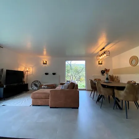 Loftyy Apartment *